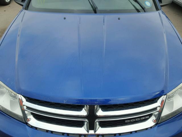 1C3CDZAB1CN177304 - 2012 DODGE AVENGER SE BLUE photo 7