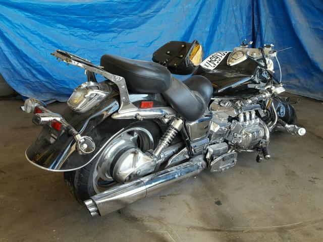 1HFSC34693A601377 - 2003 HONDA GL1500 BLACK photo 4