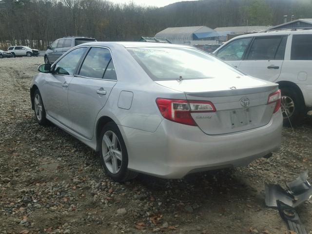 4T1BF1FKXEU334165 - 2014 TOYOTA CAMRY L SILVER photo 3