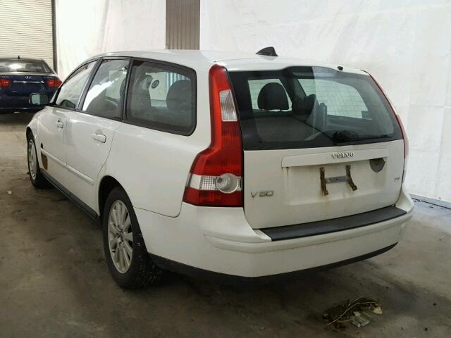 YV1MW382352078852 - 2005 VOLVO V50 2.4I WHITE photo 3