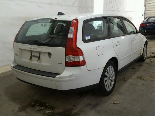 YV1MW382352078852 - 2005 VOLVO V50 2.4I WHITE photo 4