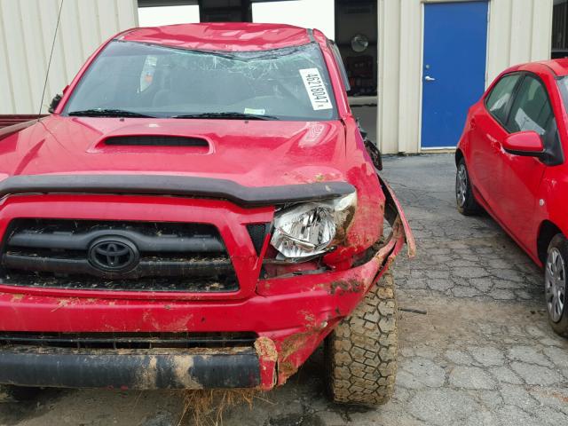 3TMLU42N78M014911 - 2008 TOYOTA TACOMA DOU RED photo 9