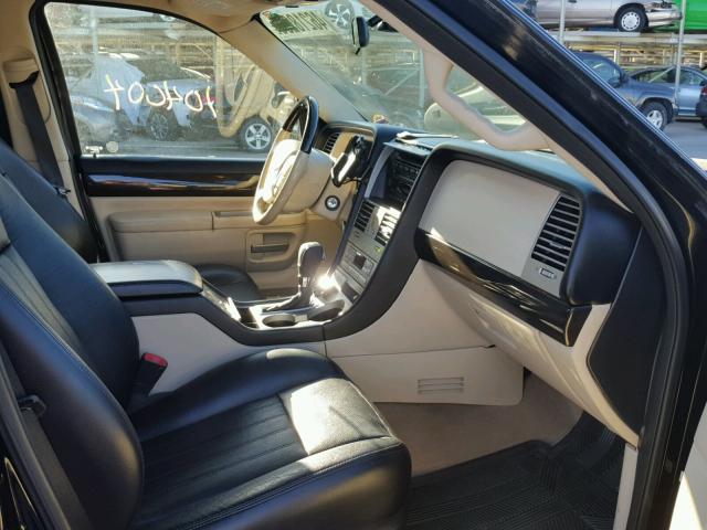 5LMEU78H23ZJ46082 - 2003 LINCOLN AVIATOR 黑色 照片 5