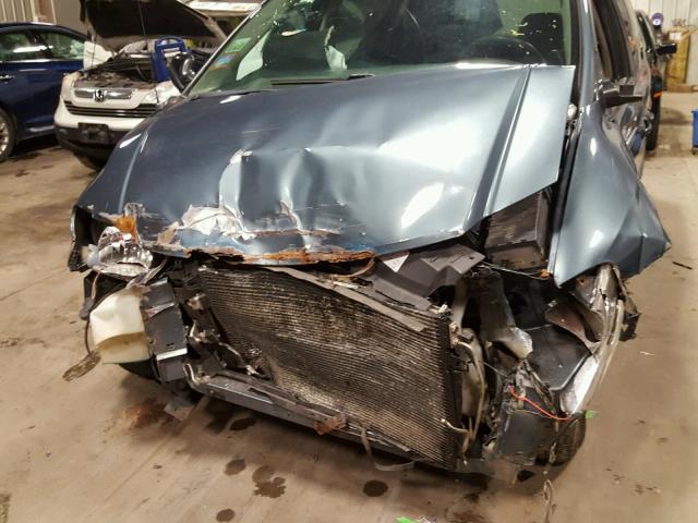 1C4GP45R75B370642 - 2005 CHRYSLER TOWN & COU GRAY photo 9