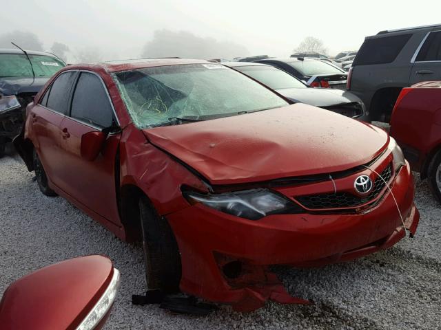 4T1BK1FK5CU522861 - 2012 TOYOTA CAMRY SE RED photo 2