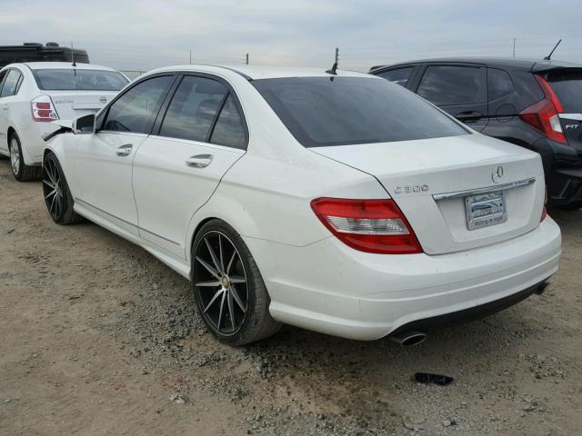 WDDGF5EB7AR109837 - 2010 MERCEDES-BENZ C 300 WHITE photo 3