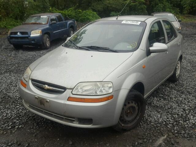 KL1TD52654B149506 - 2004 CHEVROLET AVEO SILVER photo 2