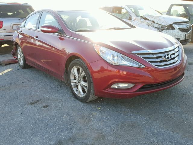 5NPEC4AC0DH696557 - 2013 HYUNDAI SONATA SE MAROON photo 1