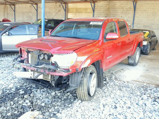 5TFKU4HN4EX005530 - 2014 TOYOTA TACOMA DOU RED photo 2