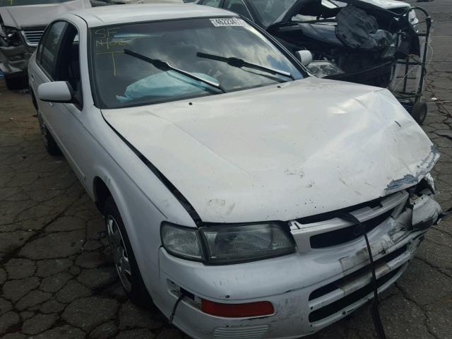 JN1CA21D7TT733465 - 1996 NISSAN MAXIMA GLE WHITE photo 1