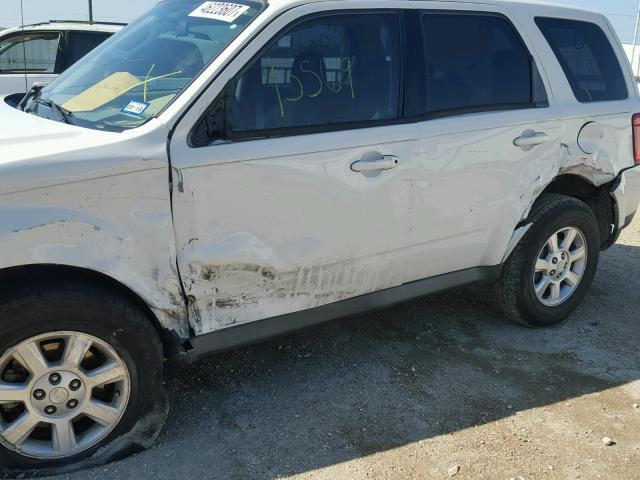 4F2CZ02709KM03734 - 2009 MAZDA TRIBUTE I WHITE photo 9