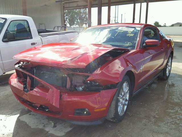 1ZVBP8AM6C5280743 - 2012 FORD MUSTANG BURGUNDY photo 2