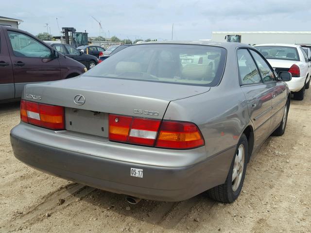 JT8BF22G4V0045428 - 1997 LEXUS ES 300 TAN photo 4