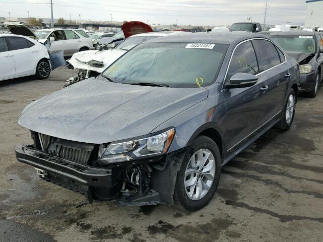 1VWAT7A34GC042352 - 2016 VOLKSWAGEN PASSAT S فحمي صورة 2