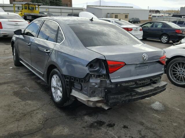 1VWAT7A34GC042352 - 2016 VOLKSWAGEN PASSAT S فحمي صورة 3