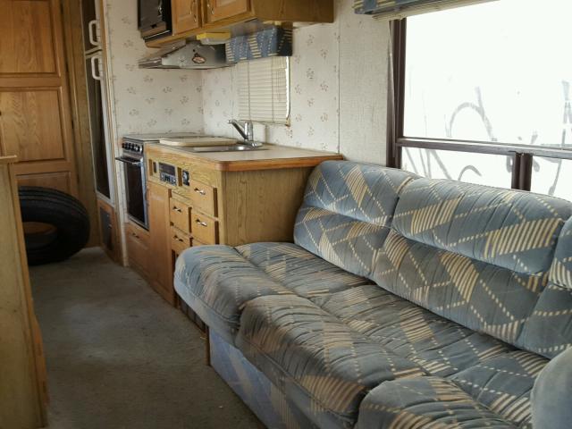 1FDKE30L1HHA64496 - 1987 MALL MOTORHOME WHITE photo 6