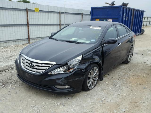 5NPEC4AC2CH463942 - 2012 HYUNDAI SONATA SE BLACK photo 2