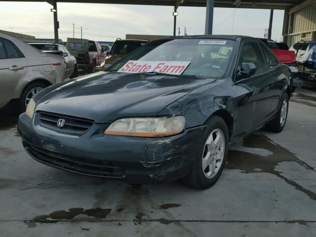 1HGCG2253YA041324 - 2000 HONDA ACCORD GREEN photo 2