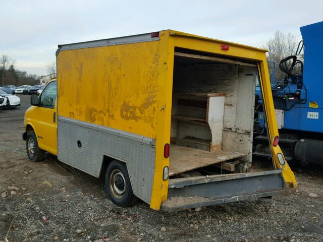 1GDGG31W3V1024210 - 1997 GMC SAVANA YELLOW photo 3