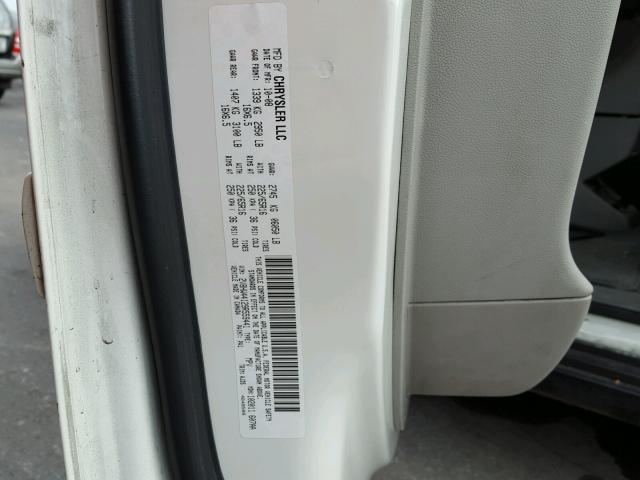 2V8HW44129R559441 - 2009 VOLKSWAGEN ROUTAN S WHITE photo 10