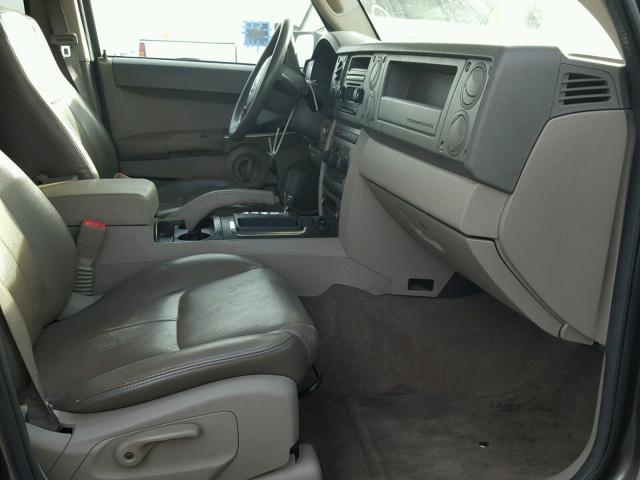 1J8HH48K06C349247 - 2006 JEEP COMMANDER ნაცრისფერი ფოტო 5