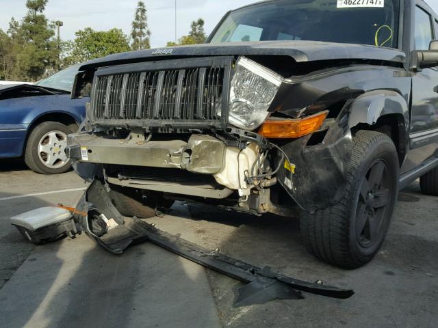 1J8HH48K06C349247 - 2006 JEEP COMMANDER ნაცრისფერი ფოტო 9