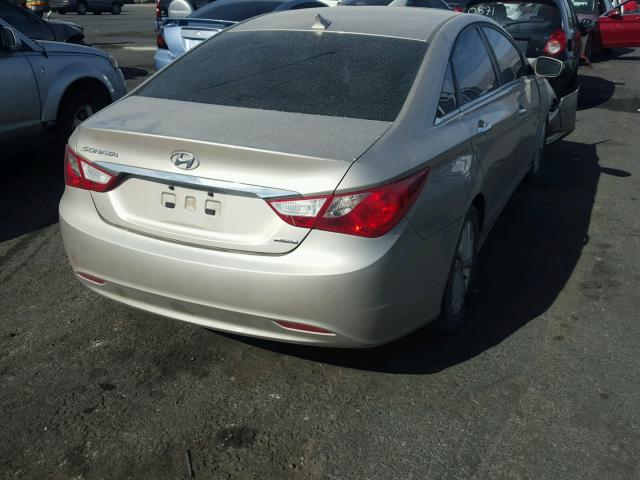 5NPEC4AC5BH237487 - 2011 HYUNDAI SONATA SE GOLD photo 4