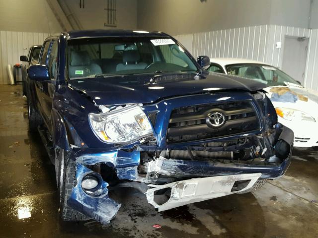 5TEMU52NX7Z412027 - 2007 TOYOTA TACOMA DOU BLUE photo 9