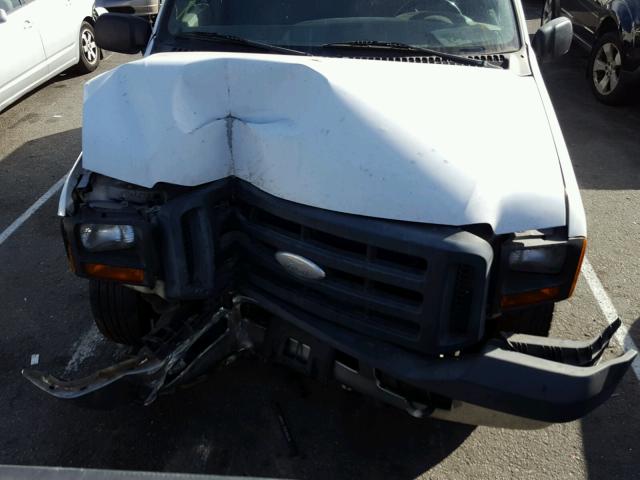 1FTNF20586ED82155 - 2006 FORD F250 SUPER WHITE photo 9