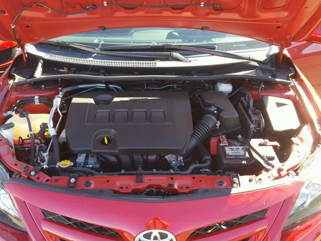 2T1BU4EE4BC704610 - 2011 TOYOTA COROLLA BA RED photo 7