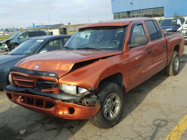 1B7GL2AN3YS644877 - 2000 DODGE DAKOTA ORANGE photo 2