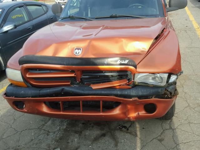 1B7GL2AN3YS644877 - 2000 DODGE DAKOTA ORANGE photo 7