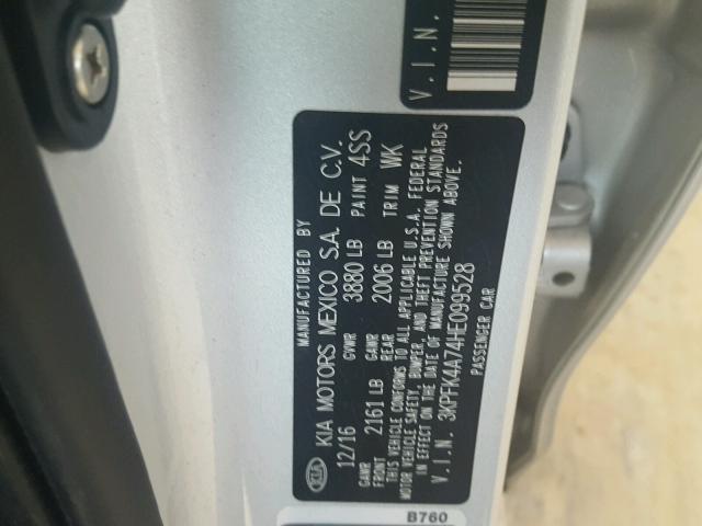 3KPFK4A74HE099528 - 2017 KIA FORTE LX SILVER photo 10