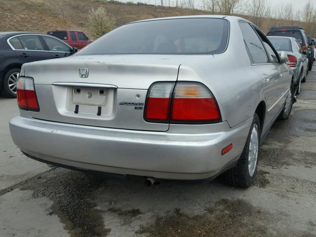 1HGCD5660TA146683 - 1996 HONDA ACCORD EX TAN photo 4