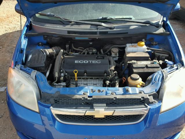 KL1TD56E49B643896 - 2009 CHEVROLET AVEO LS BLUE photo 7