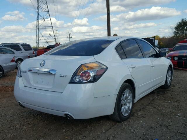 1N4AL2AP5BN443890 - 2011 NISSAN ALTIMA BAS WHITE photo 4