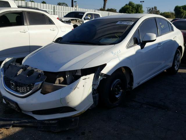 19XFB2F59DE270585 - 2013 HONDA CIVIC LX WHITE photo 2