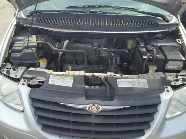 1A4GJ45R97B208977 - 2007 CHRYSLER TOWN & COU GRAY photo 7