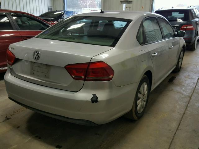 1VWAP7A31DC060131 - 2013 VOLKSWAGEN PASSAT S فضي صورة 4