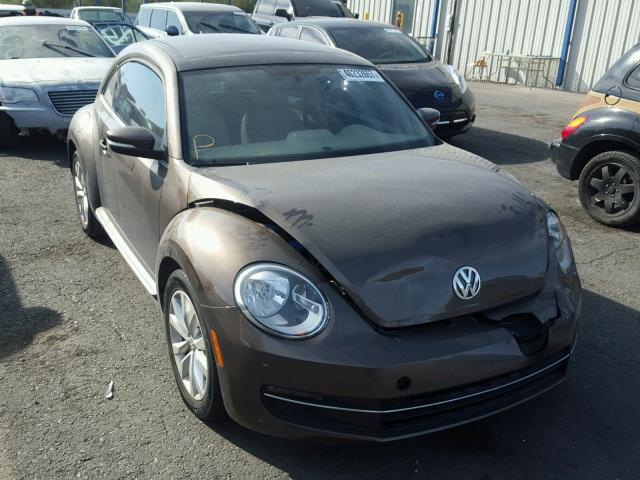 3VWJL7AT7DM630899 - 2013 VOLKSWAGEN BEETLE BROWN photo 1