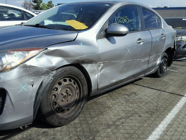 JM1BL1UG5C1551827 - 2012 MAZDA 3 I GRAY photo 9