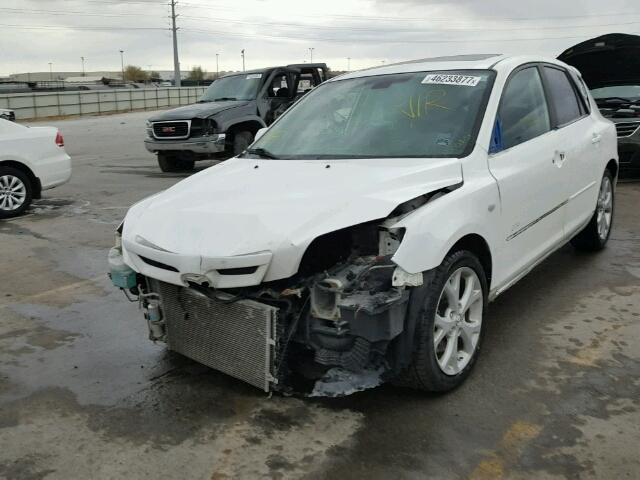 JM1BK343681812787 - 2008 MAZDA 3 WHITE photo 2