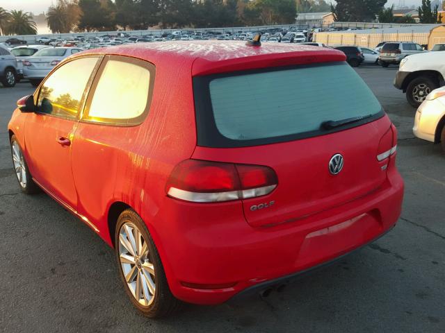 WVWBM7AJ0DW086863 - 2013 VOLKSWAGEN GOLF 红色 照片 3
