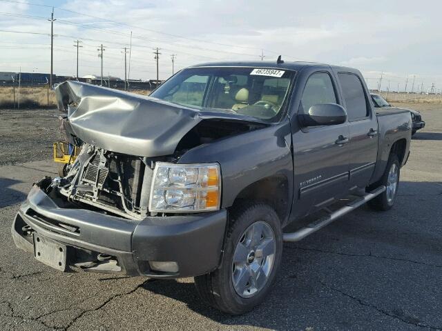 3GCPKTE31BG211252 - 2011 CHEVROLET SILVERADO GRAY photo 2