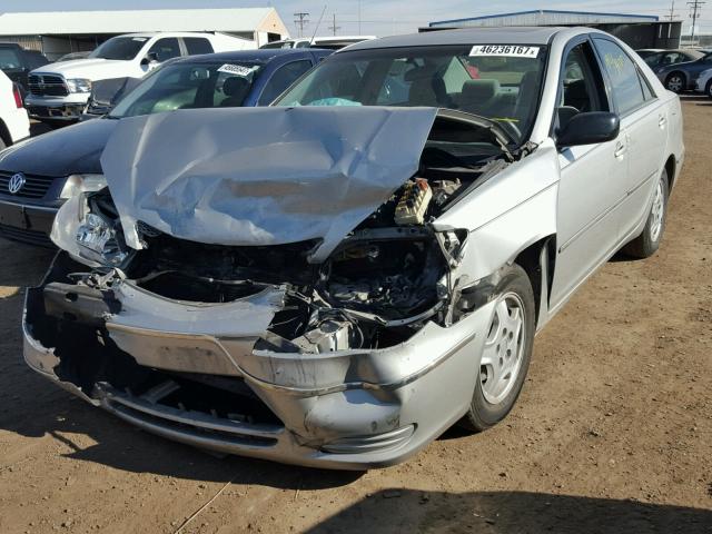 4T1BF32K92U019788 - 2002 TOYOTA CAMRY LE SILVER photo 2