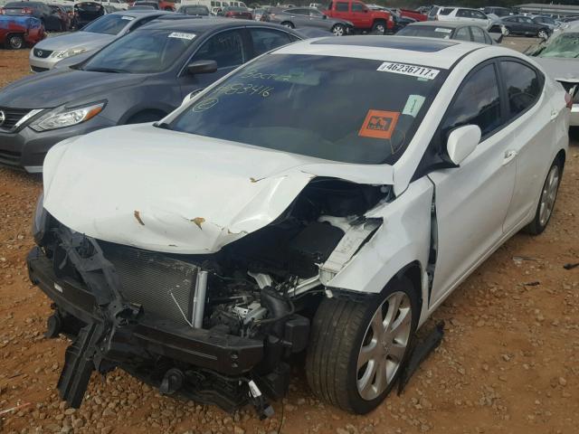 5NPDH4AE0CH083416 - 2012 HYUNDAI ELANTRA GL WHITE photo 2