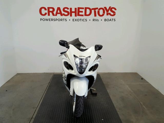 JS1GX72A8B2100230 - 2011 SUZUKI GSX1300 R WHITE photo 2