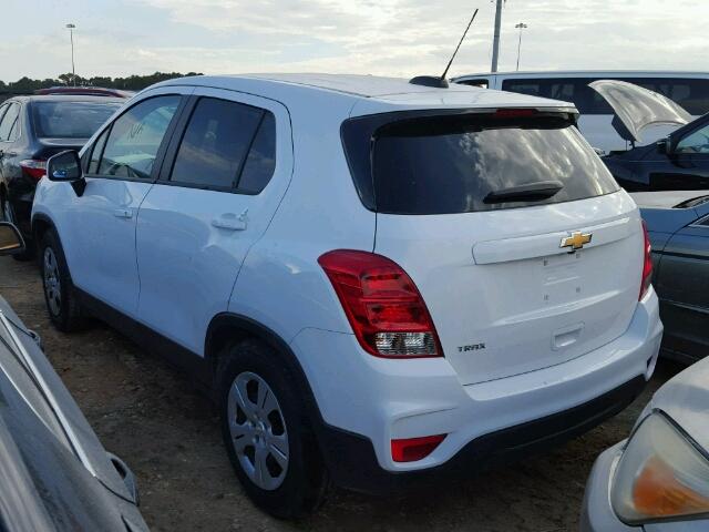 3GNCJKSB3HL209369 - 2017 CHEVROLET TRAX LS WHITE photo 3