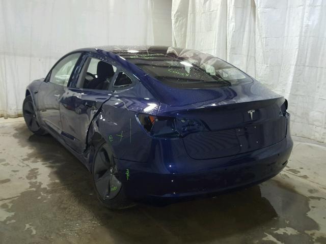 5YJ3E1EA7JF032565 - 2018 TESLA MODEL 3 ლურჯი ფოტო 3