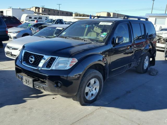 5N1AR1NN1BC621992 - 2011 NISSAN PATHFINDER BLACK photo 2